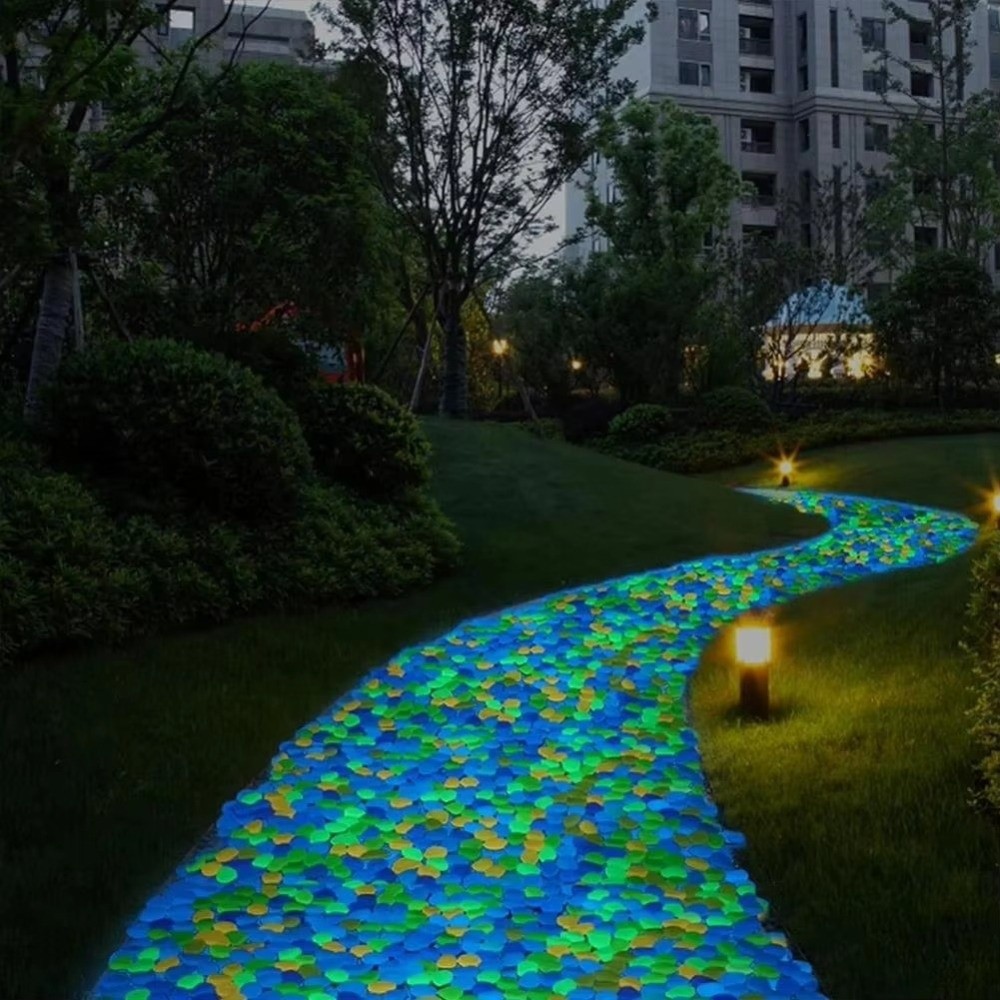 Resin Glow-in-the-Dark Garden  - مراجعة Aquarium Fish That Glow In The Dark وسعره
